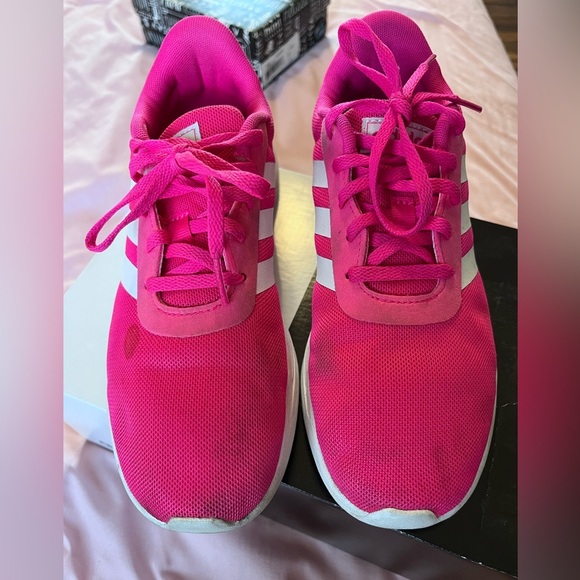 Adidas lite racer 2.0K size 4 women’s. Pink. - Picture 2 of 4